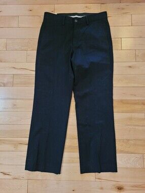 Brand new Eddie Bauer men's size 32 x 30 black pants